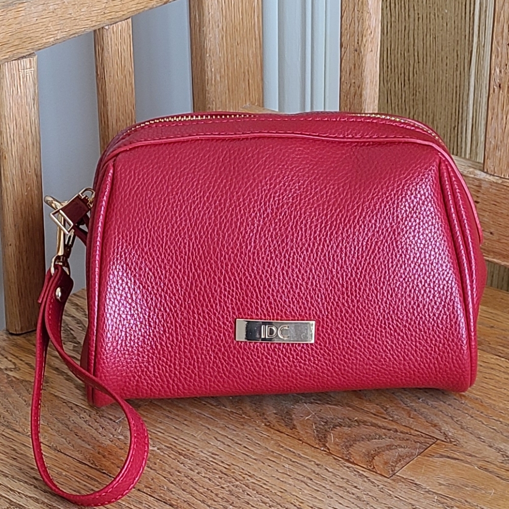 Red IDC wrislet bag